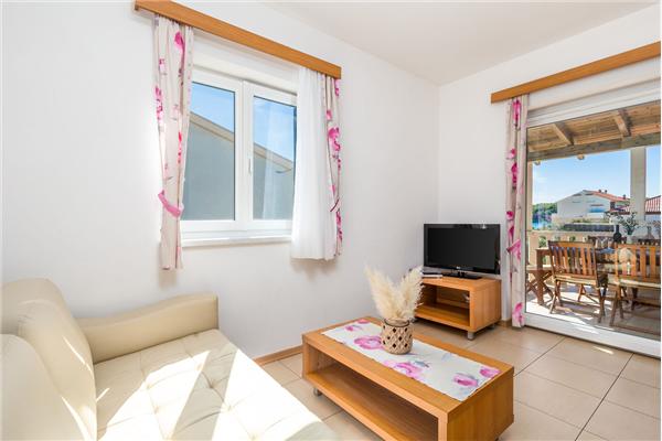 Apartment A3, for 6 persons