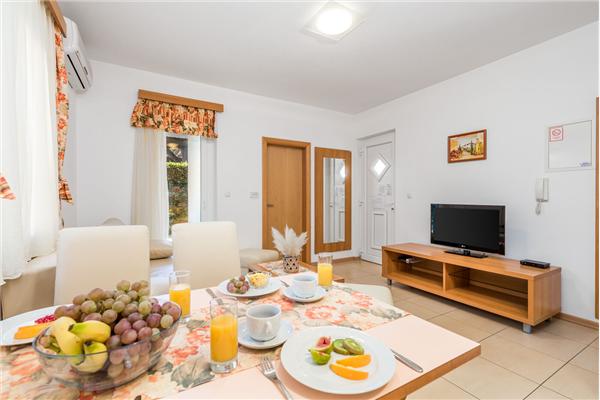 Apartment A4, for 4 persons