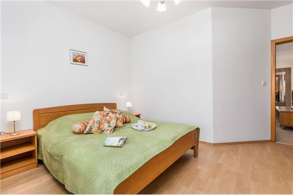 Apartment A4, for 4 persons