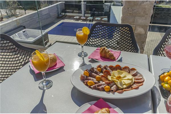 Apartment A1, for 6 persons