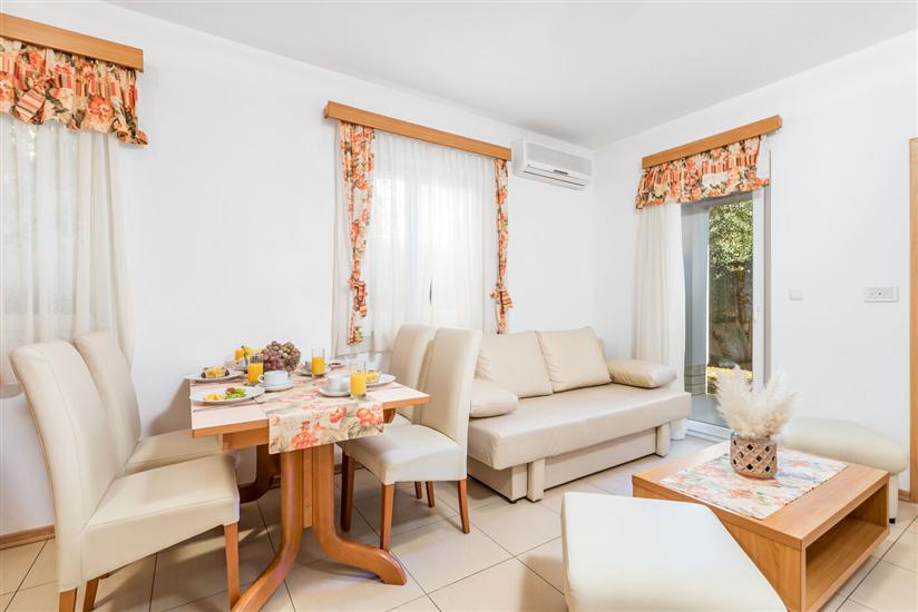 Apartment A4, for 4 persons