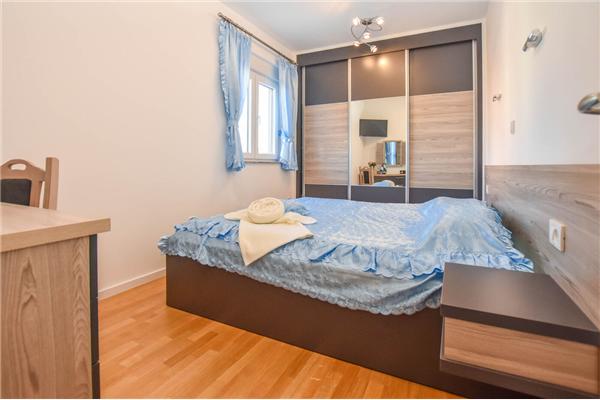 Apartment A1, for 5 persons