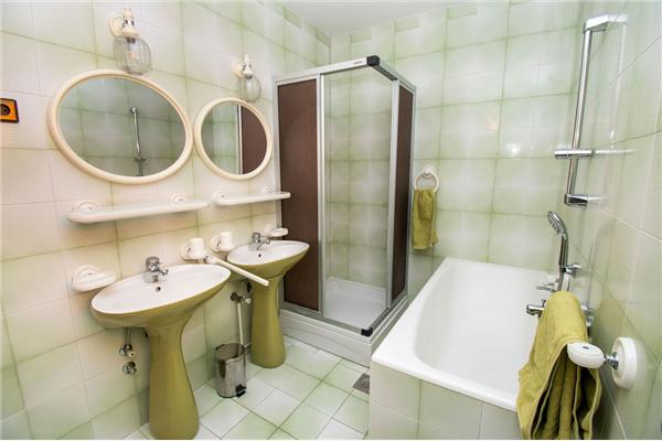 Apartment A2, for 4 persons