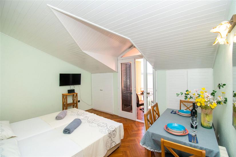 Apartment A2, for 4 persons