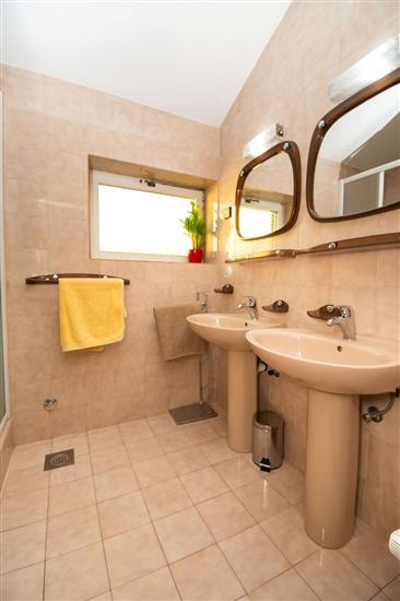 Apartment A1, for 3 persons