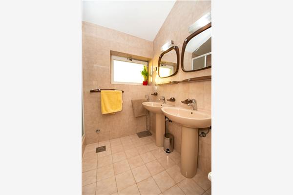 Apartment A1, for 3 persons