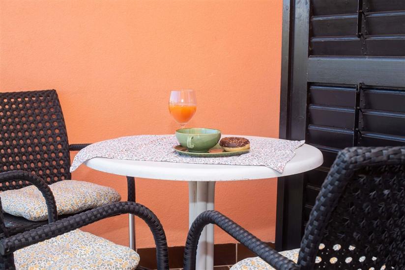 Apartment A1, for 3 persons