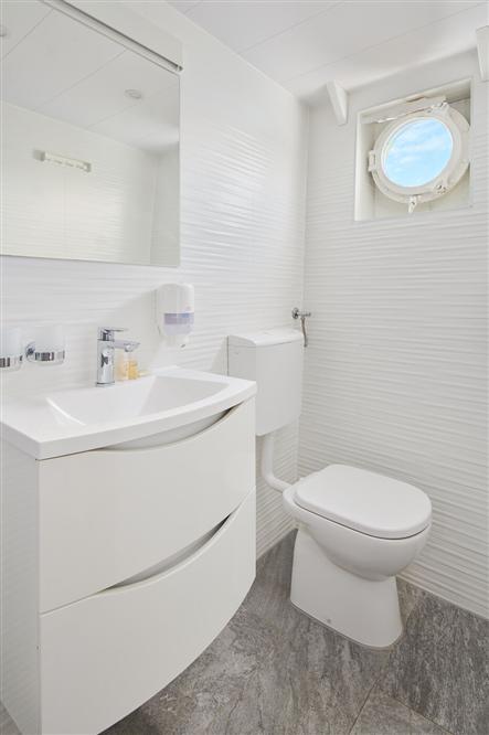 Lupus-Mare-cruise-ship