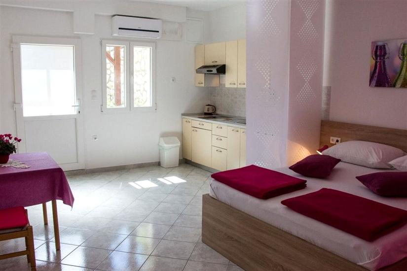 Apartment A5, for 2 persons