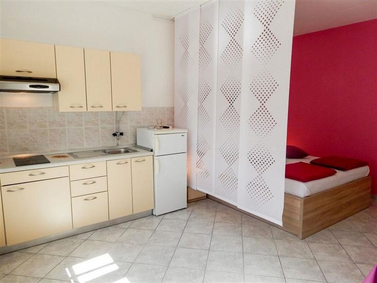 Apartment A5, for 2 persons