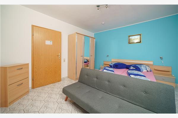 Apartment A1, for 3 persons