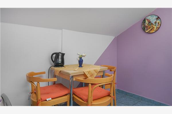 Apartment A6, for 2 persons