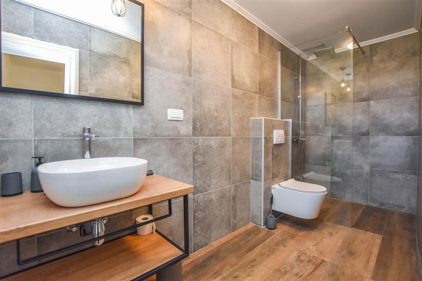 Apartment A1, for 7 persons