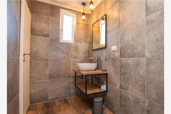 Apartment A1, for 7 persons