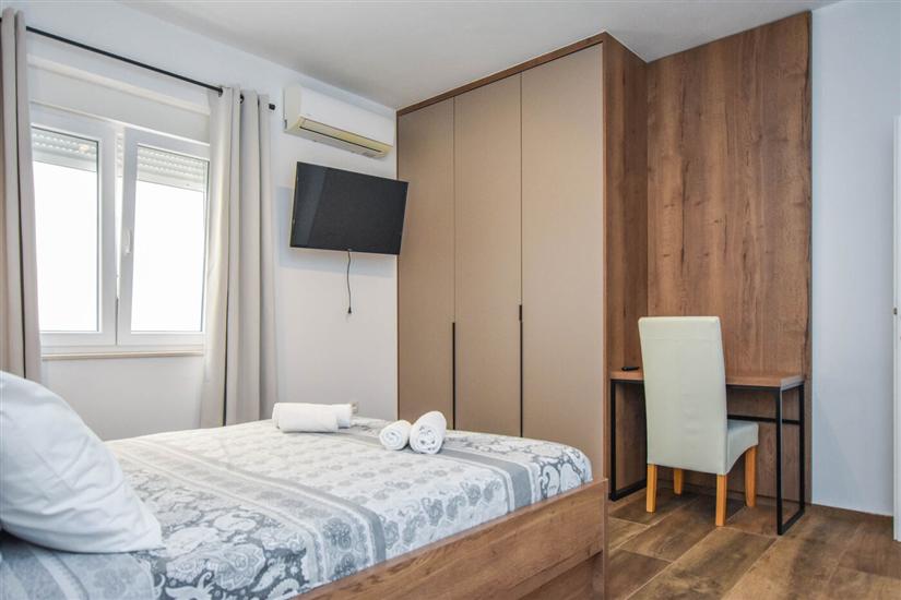 Apartment A1, for 7 persons