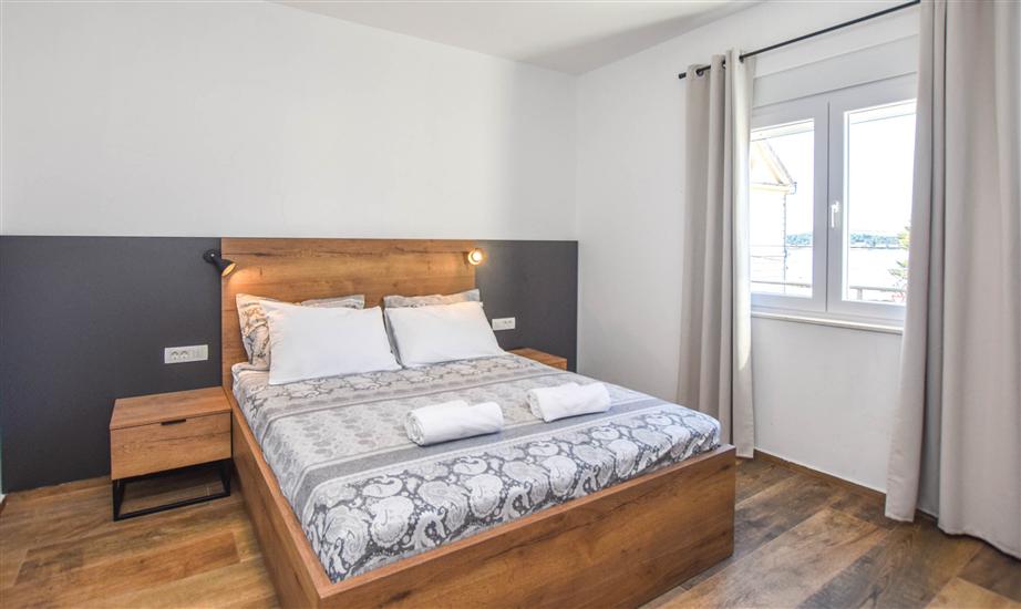 Apartment A1, for 7 persons