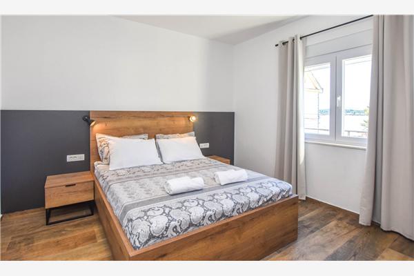 Apartment A1, for 7 persons