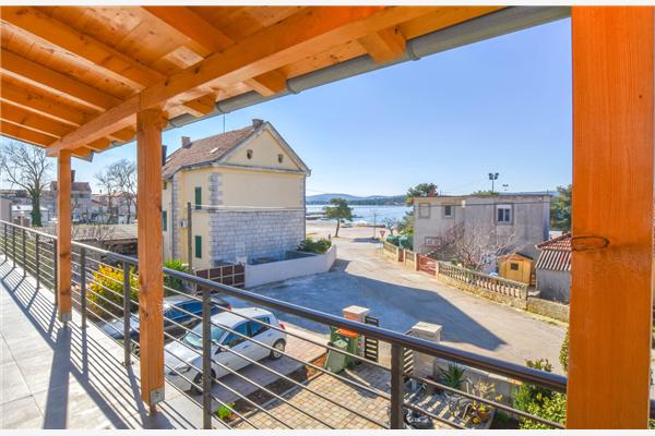 Apartment A1, for 7 persons