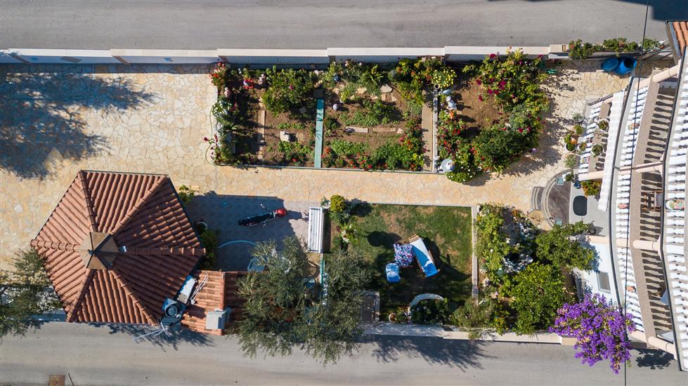 Apartments Ivanka on the beach