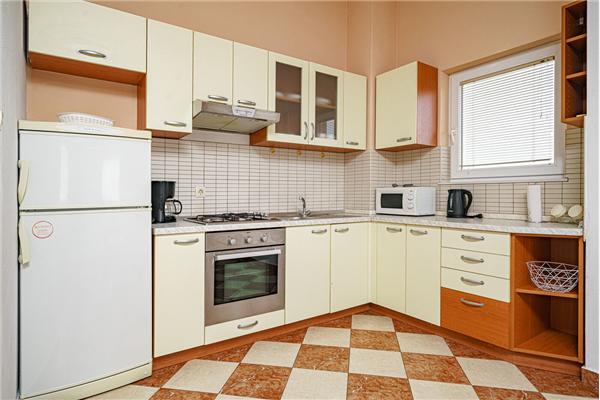 Apartment A2, for 5 persons