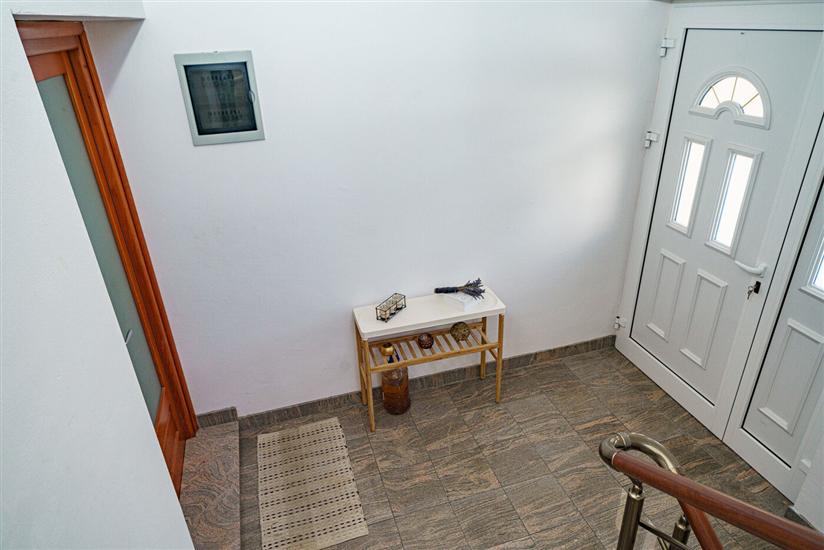 Apartment A2, for 5 persons