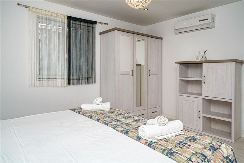 Apartment A1, for 3 persons