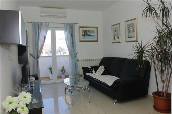 Apartment A1, for 6 persons