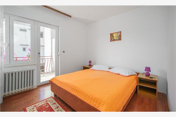 Apartment A1, for 8 persons