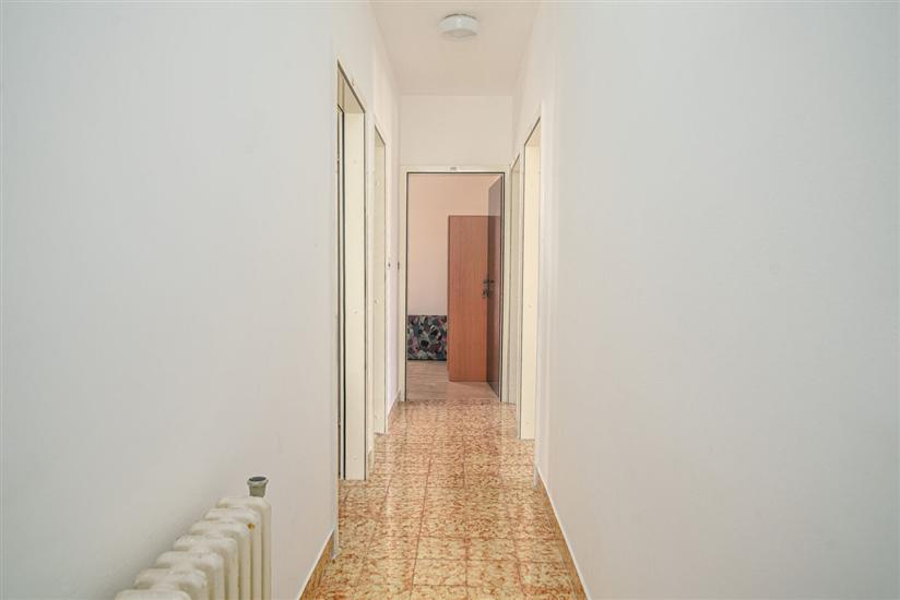 Apartment A1, for 8 persons