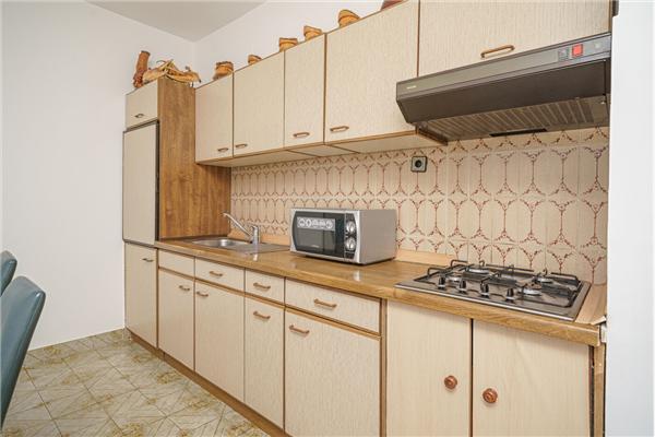 Apartment A1, for 8 persons