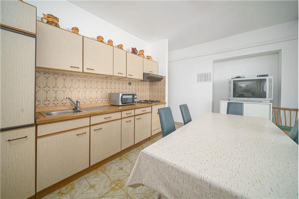 Apartment A1, for 8 persons