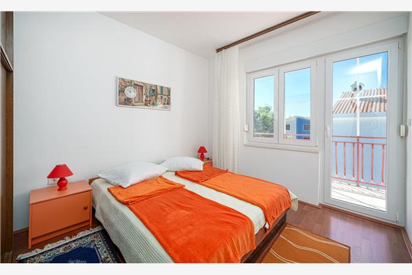 Apartment A2, for 3 persons