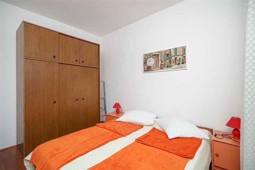 Apartment A2, for 3 persons