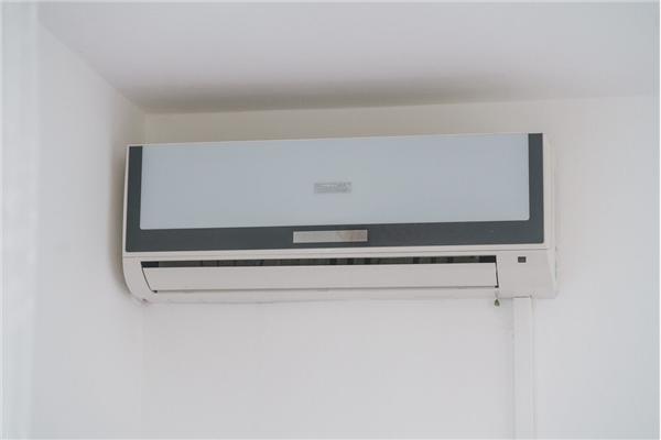 Room S1, for 2 persons