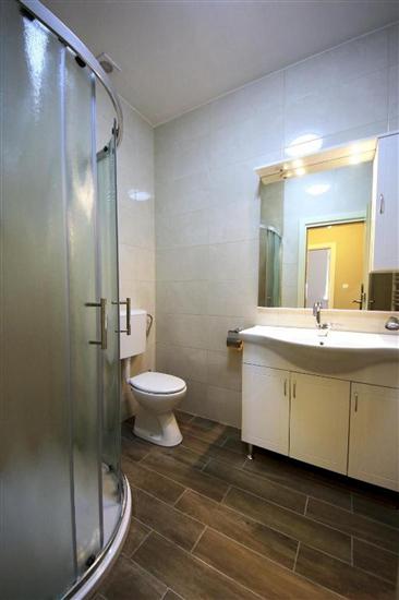 Room S1, for 2 persons