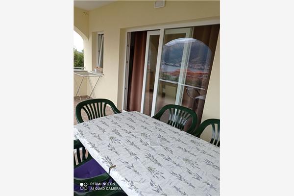 Apartment A1, for 5 persons