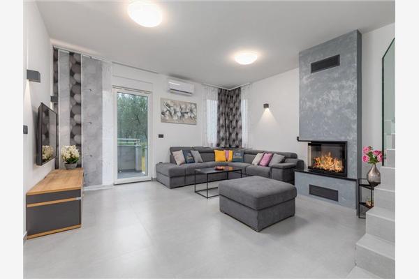 House K1, for 14 persons