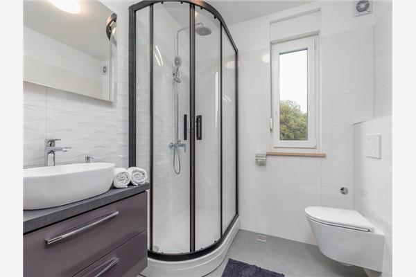 House K1, for 14 persons