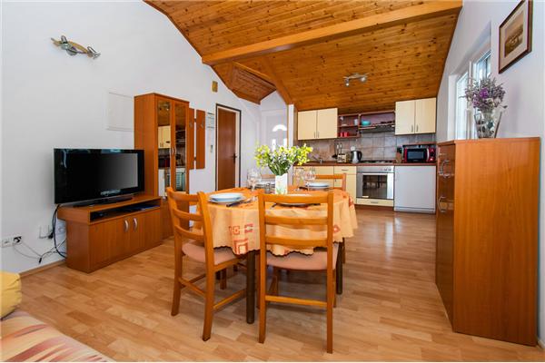 Apartment A2, for 4 persons