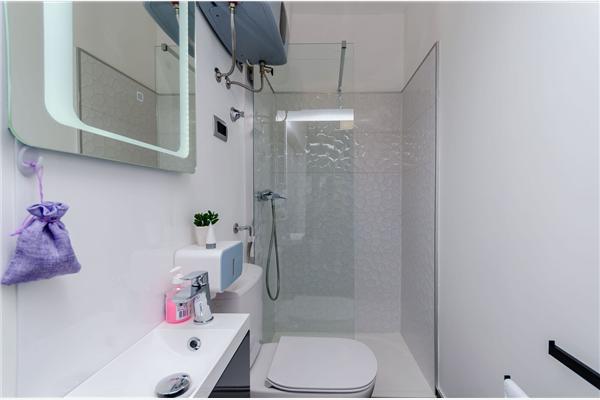 Room S1, for 2 persons