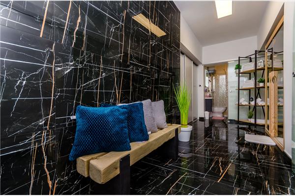 Room S1, for 2 persons