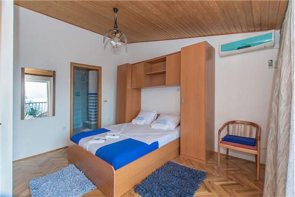 Apartment A2, for 4 persons