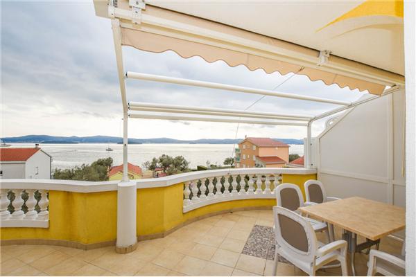 Apartment A2, for 4 persons