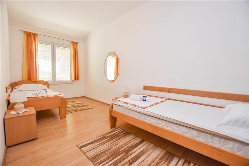 Apartment A2, for 4 persons