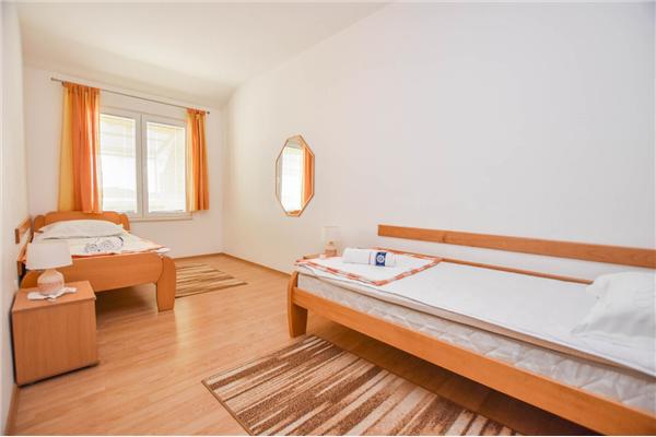 Apartment A2, for 4 persons