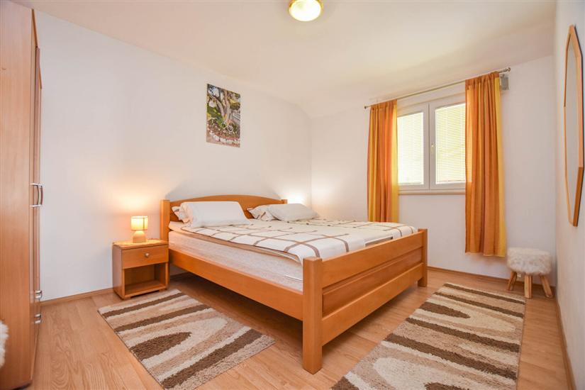 Apartment A2, for 4 persons
