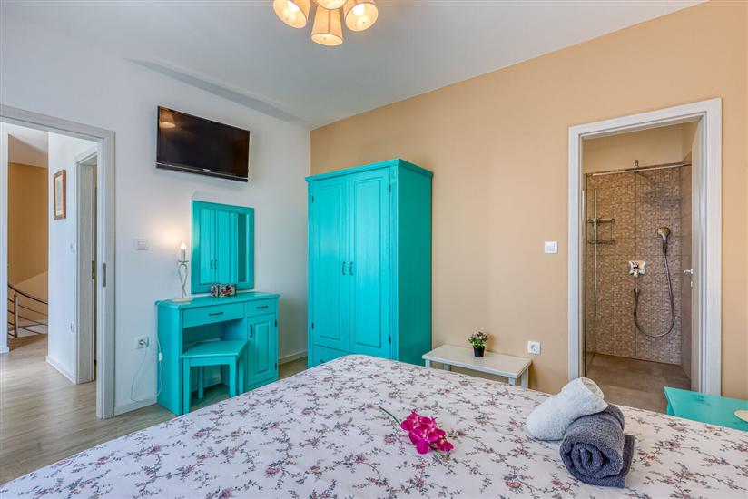 House K1, for 9 persons