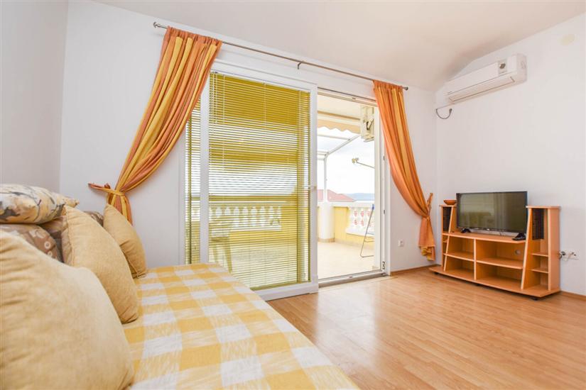 Apartment A3, for 3 persons