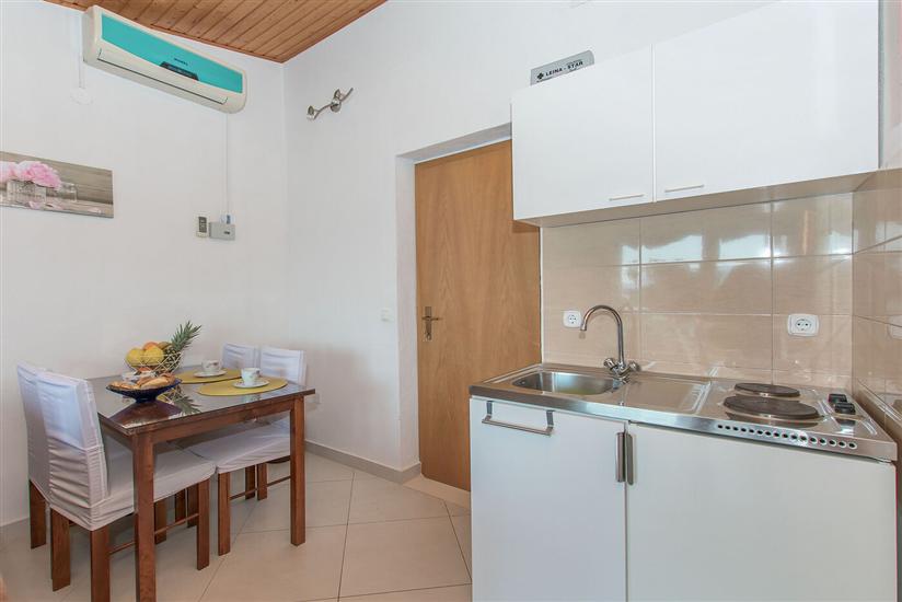 Apartment A2, for 4 persons