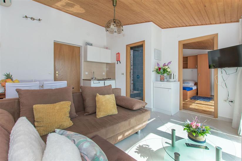 Apartment A2, for 4 persons